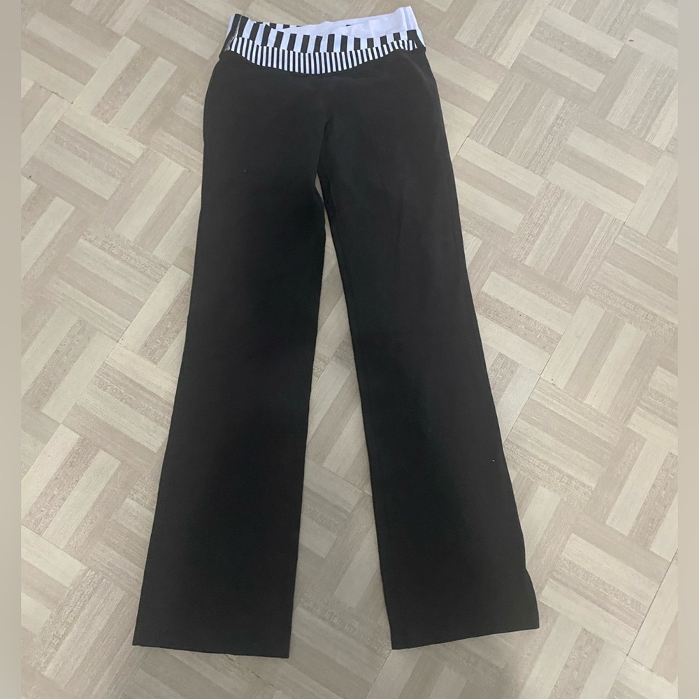 Lululemon Black Yoga/ Flare Leggings Size 8